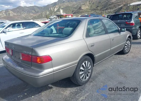 2001 Toyota Camry Ce from USA, damaged, VIN 4T1BG22K41U044555